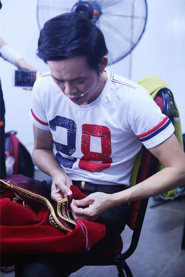 MC Quyền Linh và loạt sao Việt sống chuẩn tiêu chí “Người nông dân vàn