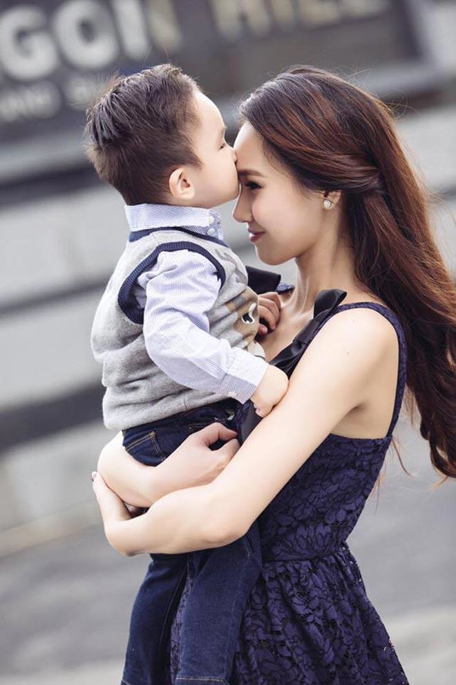 Mỹ nhân Thanh Trúc: người lận đận tình duyên, người làm mẹ đơn thân