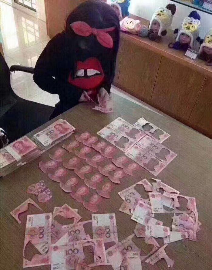 Trẻ con và những trò nghịch ngợm khiến bố mẹ “phát điên”