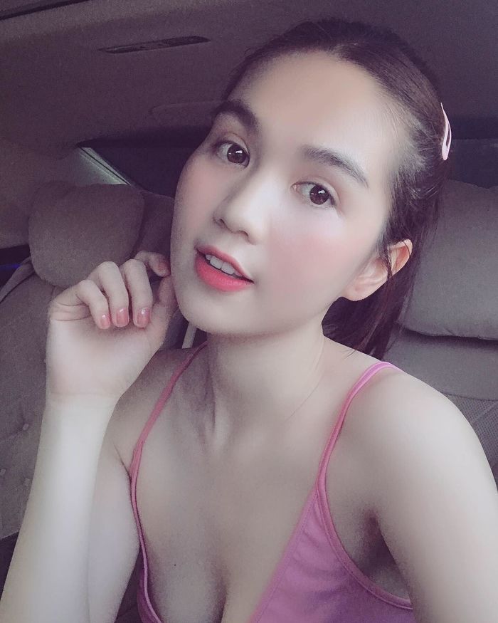 Ngọc Trinh bị netizen soi ra lỗi chính tả cơ bản