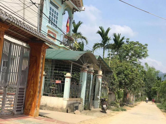 Người dân xung quanh tiết lộ những hành động đáng ngờ của bà Hiền