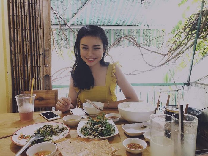 2 năm sau khi tham gia Vợ ba, Trà My ngày càng xinh đẹp, sắc sảo