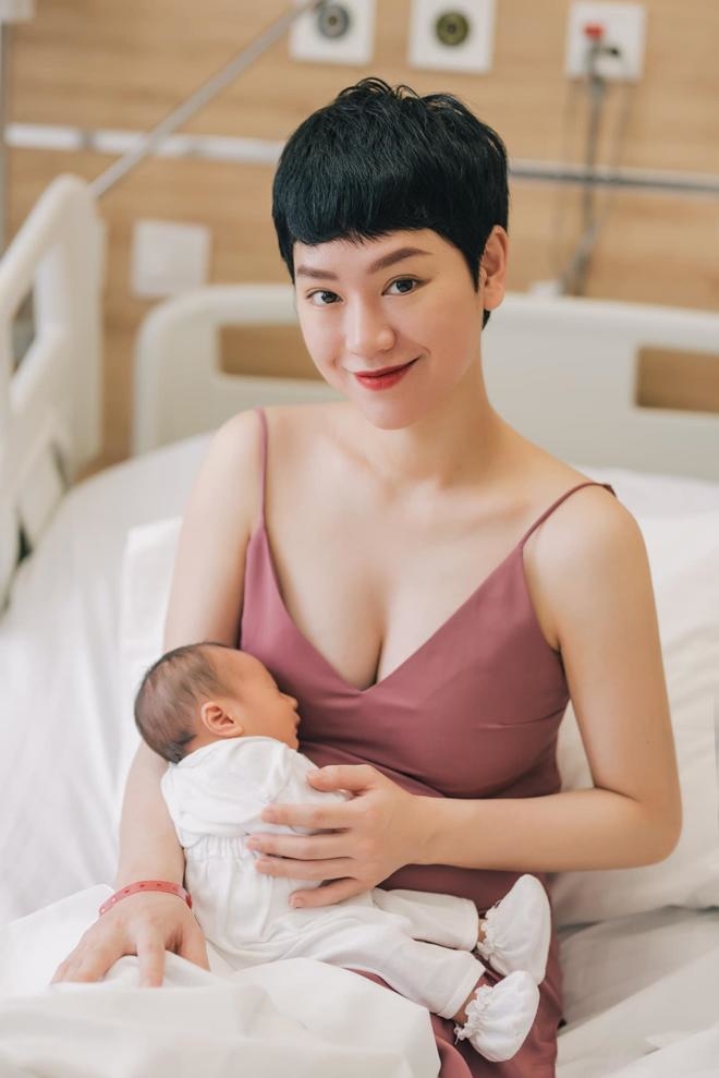 Nhan sắc mòn con mắt sau sinh của mỹ nhân Việt: Đẹp khó tin