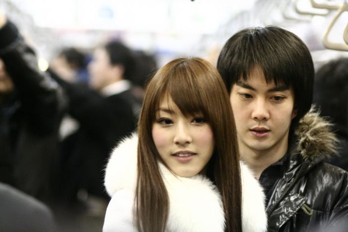 Nhan sắc và profile siêu khủng của 5 anh em nhà Mike Angelo