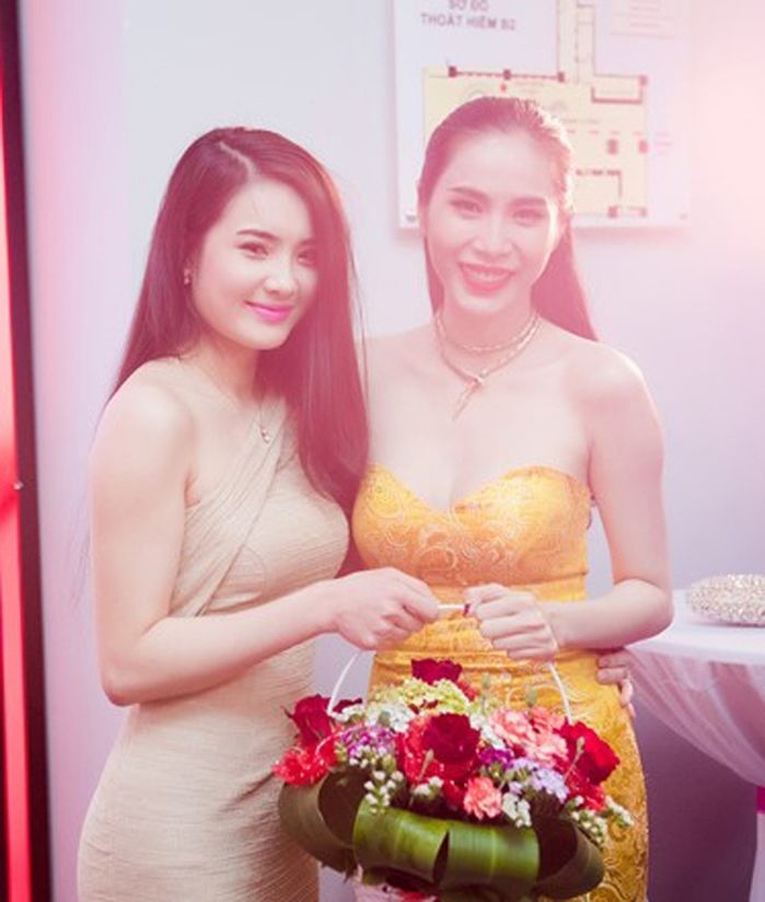Những cặp chị chồng – em dâu trong showbiz Việt: Đã xinh đẹp lại còn t