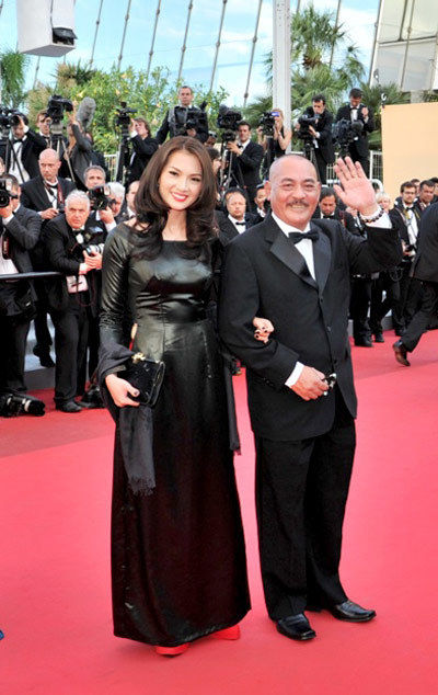 Những lần sao Việt nền nã với quốc phục trên thảm đỏ Cannes