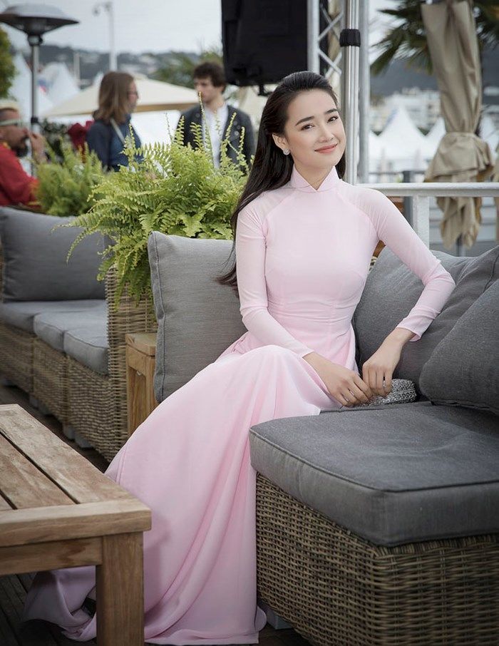 Những lần sao Việt nền nã với quốc phục trên thảm đỏ Cannes