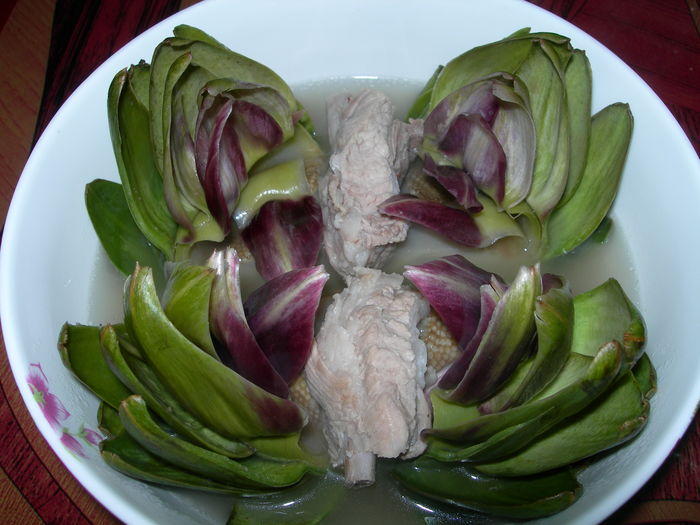 Những món ăn được chế biến từ hoa đầy ảo diệu