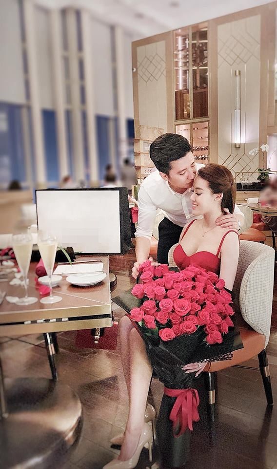 Nửa năm sau khi hủy hôn, bạn gái giảng viên đã lấy chồng