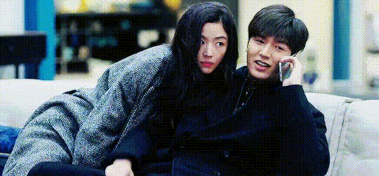 Hội tình cũ của Lee Min Ho quá xịn, nàng thơ Kim Go Eun bị ném đá?