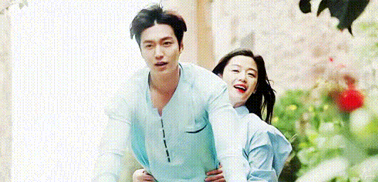 Hội tình cũ của Lee Min Ho quá xịn, nàng thơ Kim Go Eun bị ném đá?