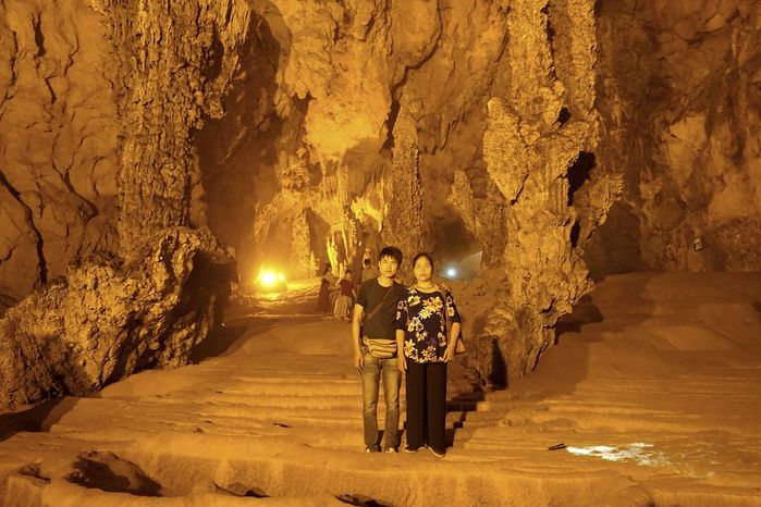 Phượt thủ 26 tuổi đưa mẹ đi khắp thế gian