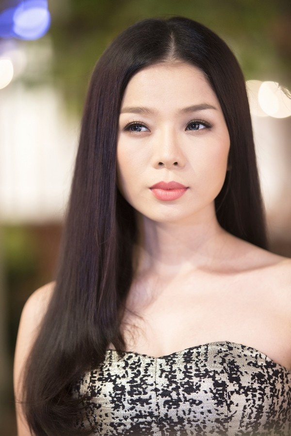 Sao Việt khốn đốn vì tin đồn thu nhập mấy chục tỷ mỗi năm