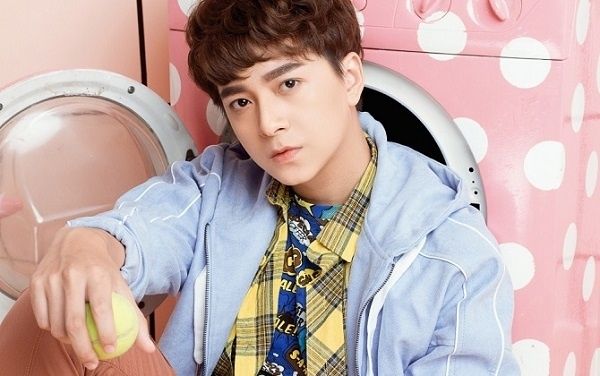 Sao Việt lấn sân nghề tay ngang: “giàu nứt đố đổ vách” nhà lầu, xe hơ