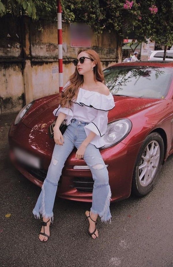 Sao Việt lấn sân nghề tay ngang: “giàu nứt đố đổ vách” nhà lầu, xe hơ