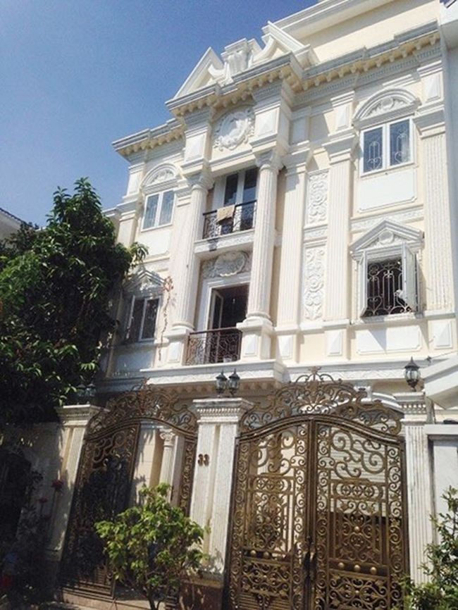 Sao Việt lấn sân nghề tay ngang: “giàu nứt đố đổ vách” nhà lầu, xe hơ