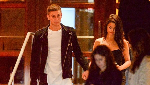 Selena Gomez và tình trường: Tình yêu gà bông đến người tình 69 tuổi