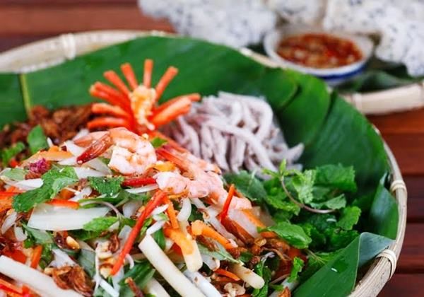 Ẩm thực Việt Nam có hàng tá món ăn ngon từ đủ bộ phận của sen?