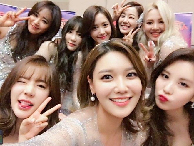 SM Entertainment và 8 điều trong lò địa ngục qua lời của cựu trainee