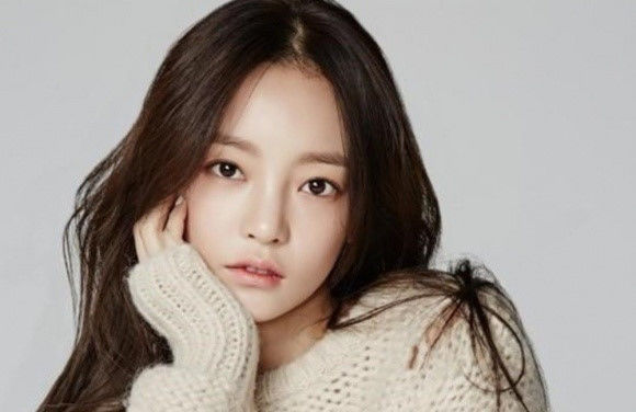 Sóng gió Kbiz 2019 vẫn chưa kết thúc: Goo Hara tự tử tại nhà riêng