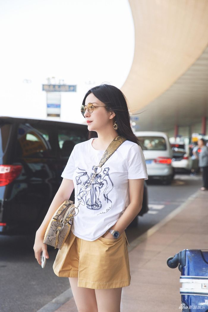 Bí kíp làm đẹp như gái 20 của Triệu Vy