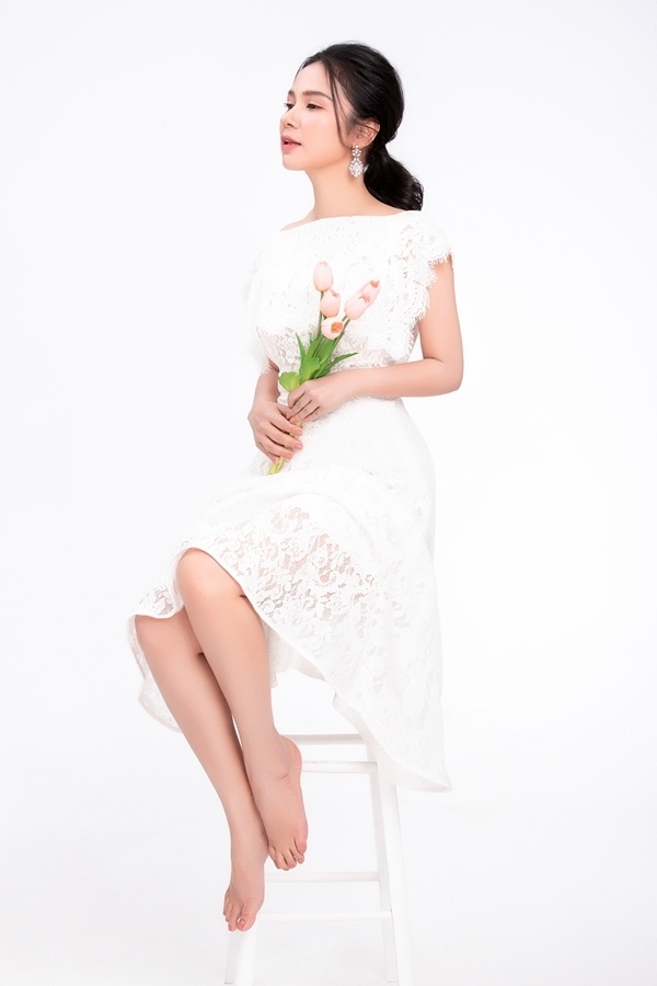 Người đẹp Tây Đô Việt Trinh nhan sắc rạng rỡ tuổi U50