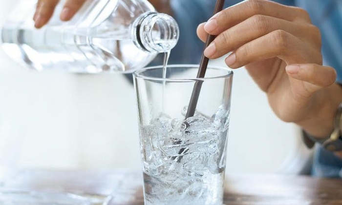 Những loại nước cần tránh trong ngày nắng nóng