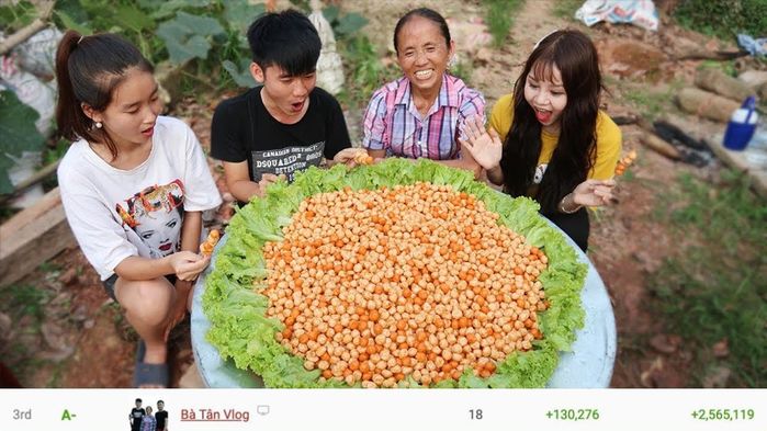 Bà Tân vlog lọt top 3 youtube tăng sub nhanh nhất thế giới