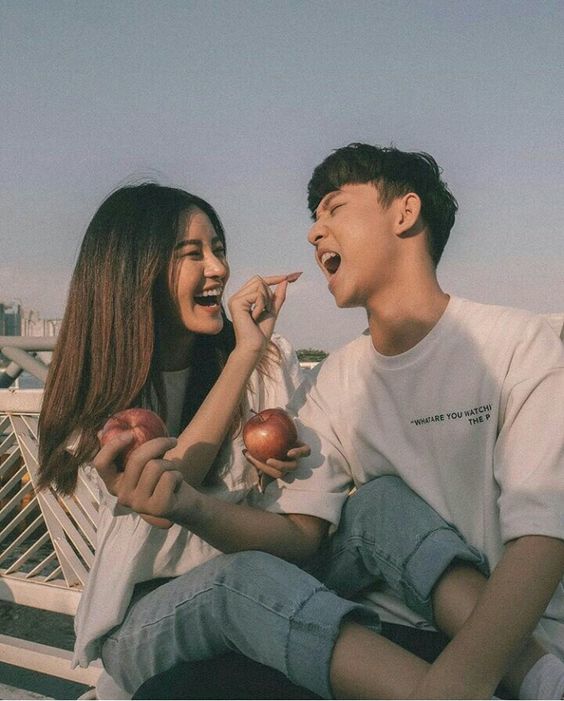 13 dấu hiệu ngôn ngữ cơ thể tiết lộ chàng yêu bạn thật lòng