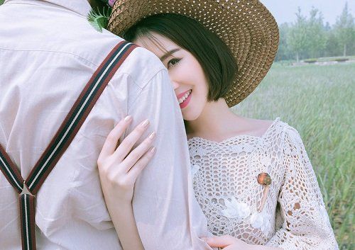13 dấu hiệu ngôn ngữ cơ thể tiết lộ chàng yêu bạn thật lòng