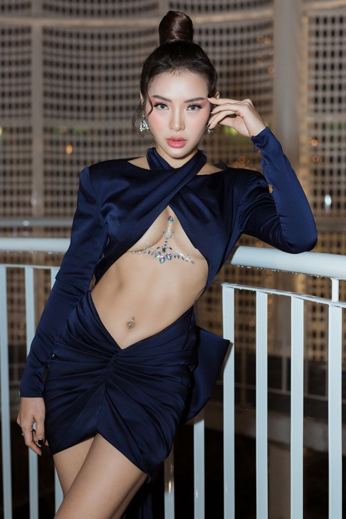 Phong cách sao Việt: Thời trang thảm đỏ lên ngôi tuần qua