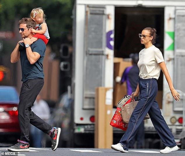 4 năm mặn nồng của Bradley Cooper và Irina Shayk