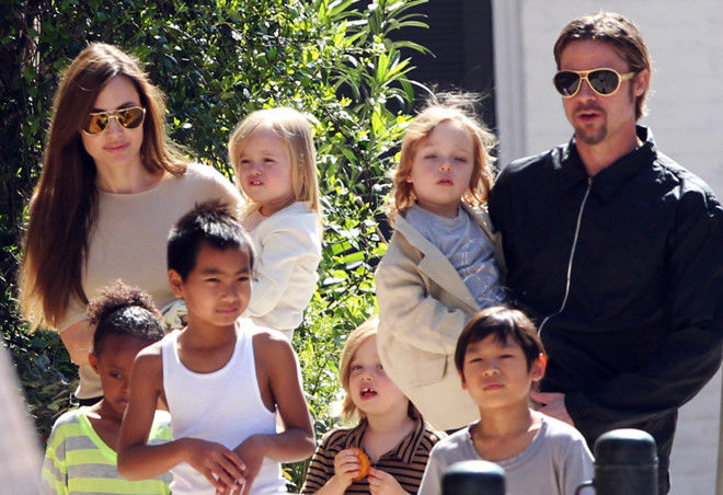 Angelina Jolie đón sinh nhật tuổi 44: Bình yên khi có các con bên cạnh