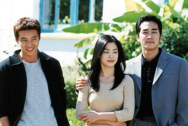 Nhan sắc của Song Hye Kyo: Qua bao thời gian, sóng gió vẫn xinh đẹp