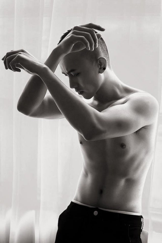 Bào diễn viên như Về nhà đi con: Biến body 2 hotboy 6 múi dồn 1