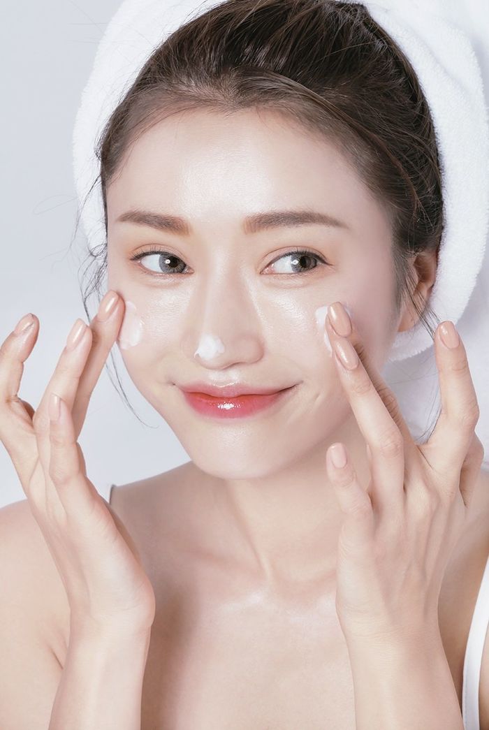 Mẹo hay cho bạn: Giảm vết nhăn trán chỉ 30 phút mỗi ngày