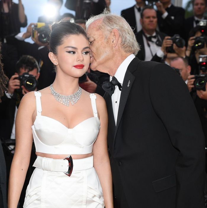 Bill Murray bày tỏ ý định đưa Selena Gomez về nhà ra mắt mẹ ruột