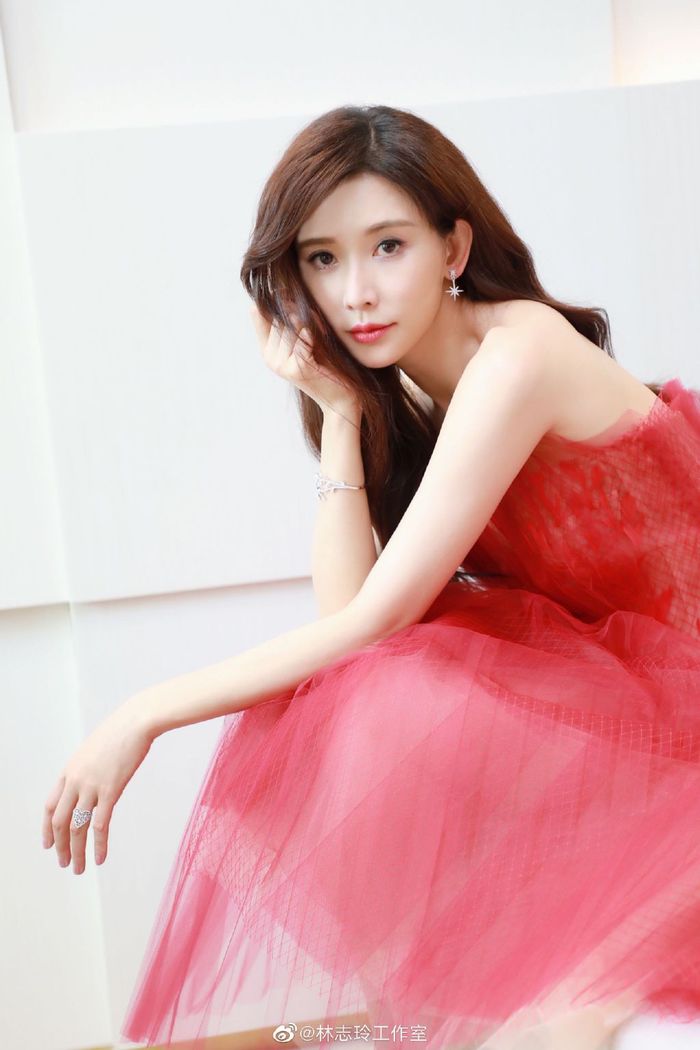 Cái kết buồn cho chuyện tình 20 năm của Lâm Chí Linh và Ngôn Thừa Húc
