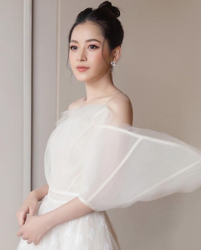 Cát-xê cao ngất ngưởng của dàn sao Việt khiến khán giả ngỡ ngàng