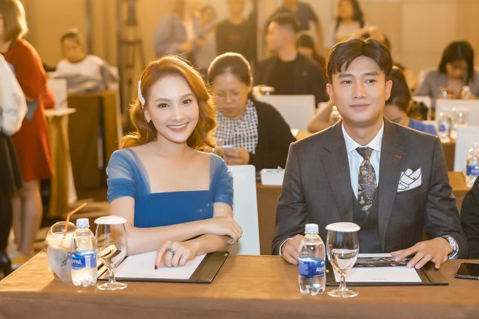 Cát-xê cao ngất ngưởng của dàn sao Việt khiến khán giả ngỡ ngàng