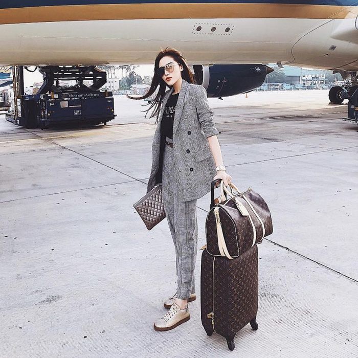 Chẳng cần váy vóc, mỹ nhân Việt chuộng menswear đầy cá tính