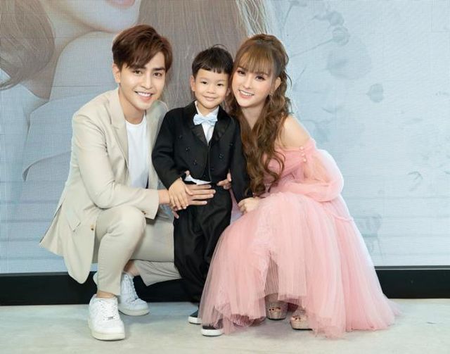 Chặng đường yêu của Thu Thuỷ: Khi tình trẻ làm chỗ dựa cho phụ nữ trải
