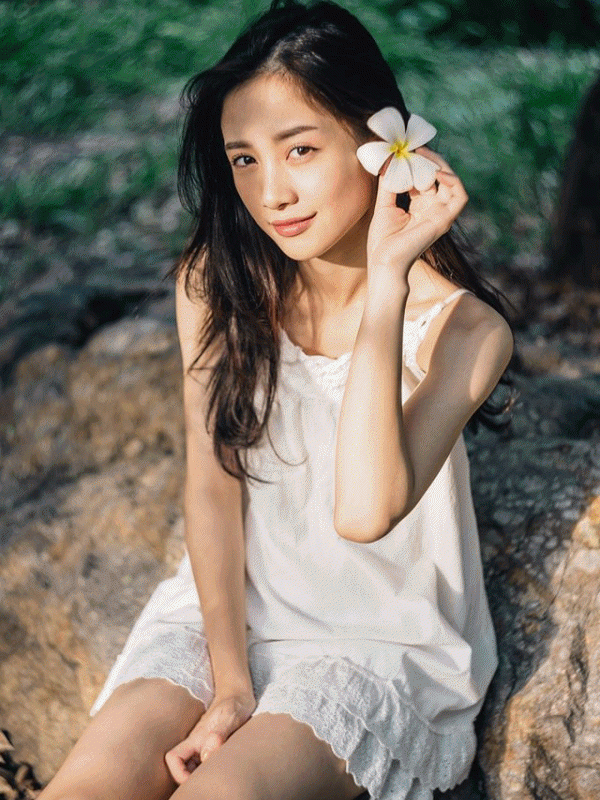 Chào Jun Vũ tuổi 24: Từ hình ảnh ngọc nữ đến với vẻ đẹp sexy