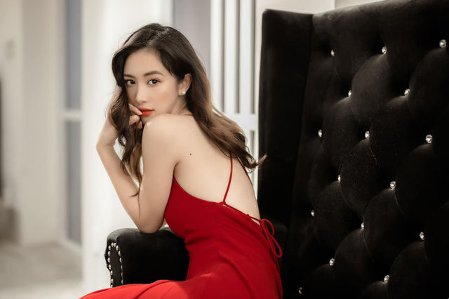 Chào Jun Vũ tuổi 24: Từ hình ảnh ngọc nữ đến với vẻ đẹp sexy