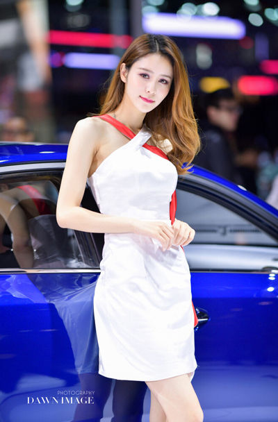 Chi tiền cho vợ chẳng tiếc tay như loạt sao Hoa ngữ