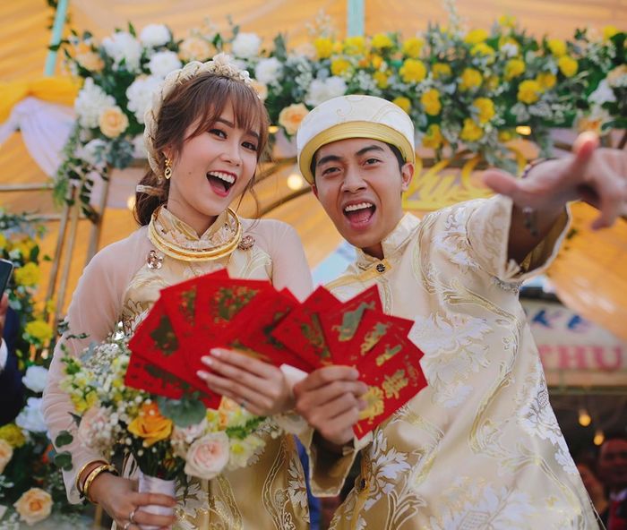Chùm ảnh ngọt ngào của Cris Phan và Mai Quỳnh Anh trong ngày chung đôi