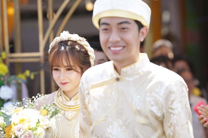 Chùm ảnh ngọt ngào của Cris Phan và Mai Quỳnh Anh trong ngày chung đôi