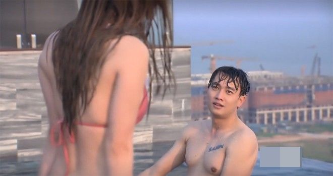 Cô gái đóng cảnh hôn quằn quại với Vũ chuyên trị cảnh nóng