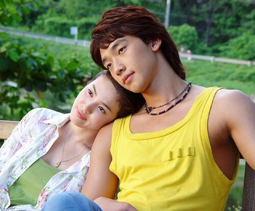 Cứ đóng cặp là bị nghi có tình cảm: Song Hye Kyo dễ nhầm lẫn cảm xúc