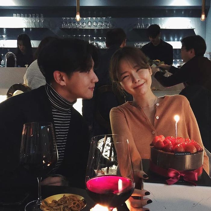 Đã là con gái thì nên giữ lối sống sang và hãy thôi đòi quà